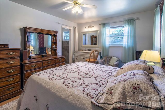 356 Pleasant Hill Drive, Brevard, NC 28712