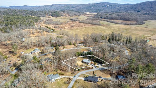356 Pleasant Hill Drive, Brevard, NC 28712
