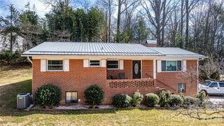 356 Pleasant Hill Drive, Brevard, NC 28712