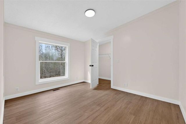 329 Brook Road, Barnesville, GA 30204