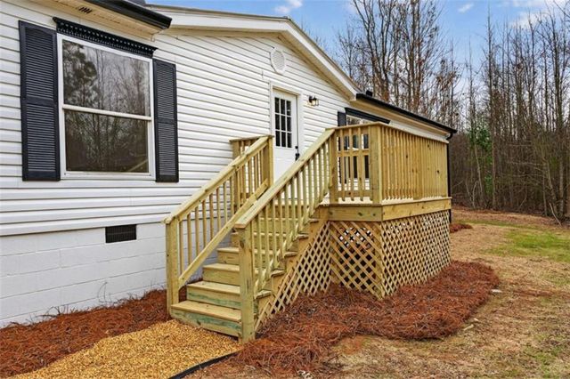 329 Brook Road, Barnesville, GA 30204