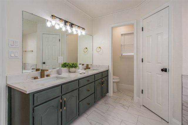 3102 Avon Drive, Arlington, TX 76015