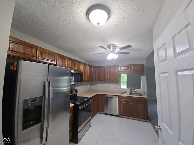 7714 Dixon Court, Noblesville, IN 46062