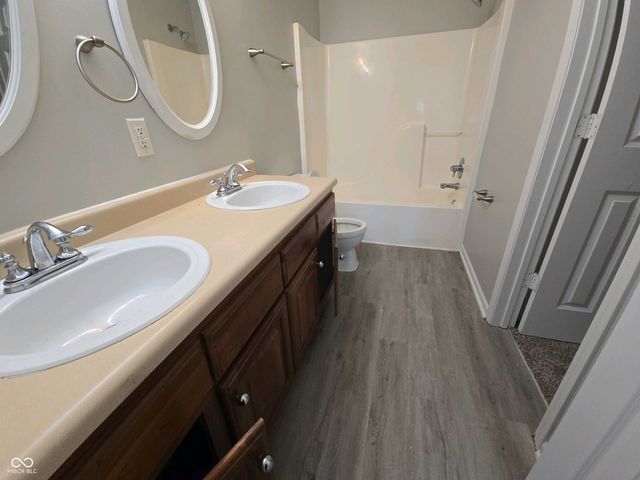 7714 Dixon Court, Noblesville, IN 46062