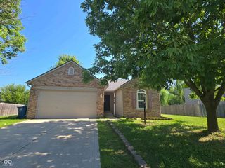 7714 Dixon Court, Noblesville, IN 46062