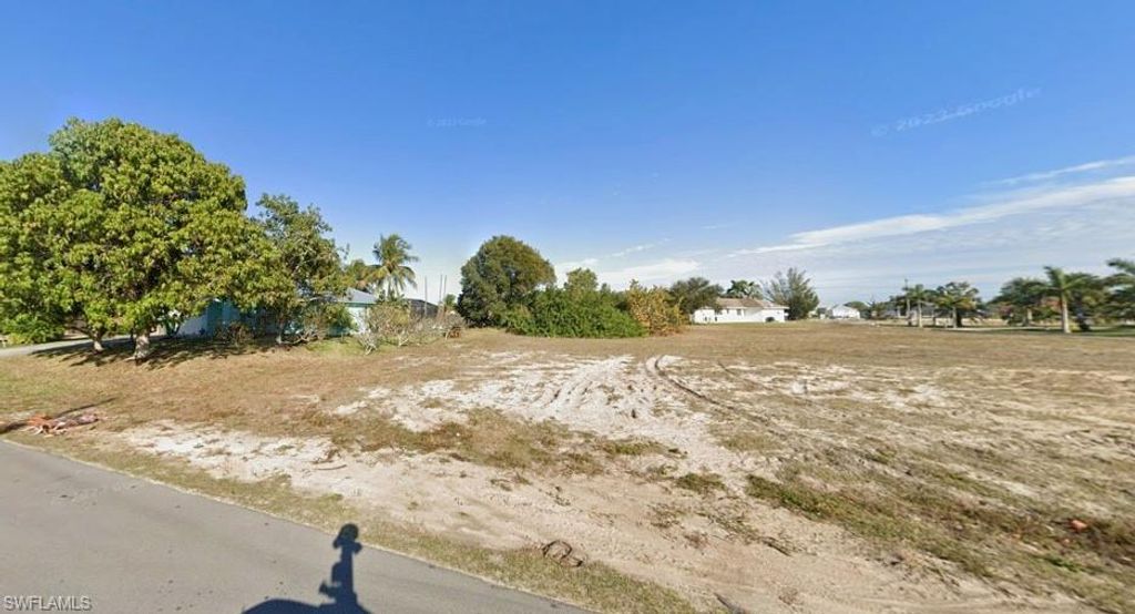 223 NW 39th AVE, CAPE CORAL, FL 33993 — photo 2