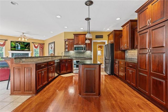 14702 Hills Road, Kearney, MO 64060