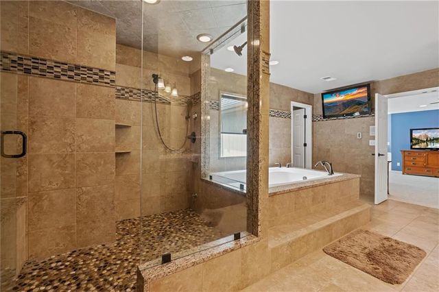 14702 Hills Road, Kearney, MO 64060