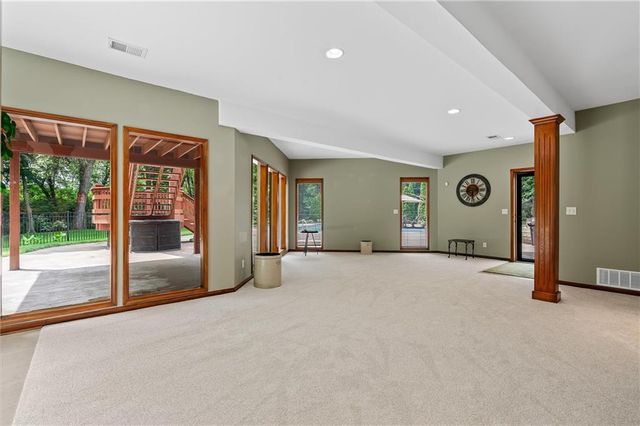14702 Hills Road, Kearney, MO 64060