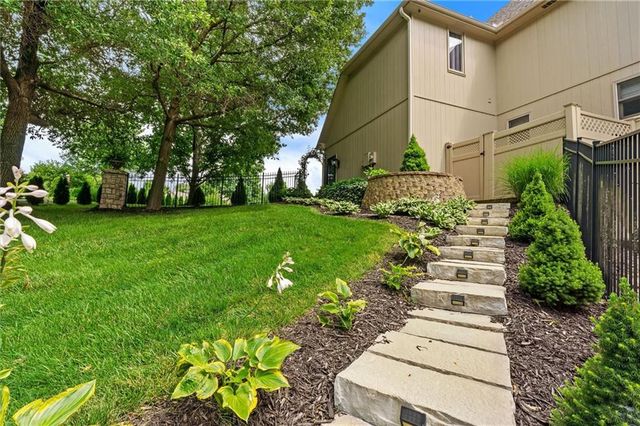 14702 Hills Road, Kearney, MO 64060