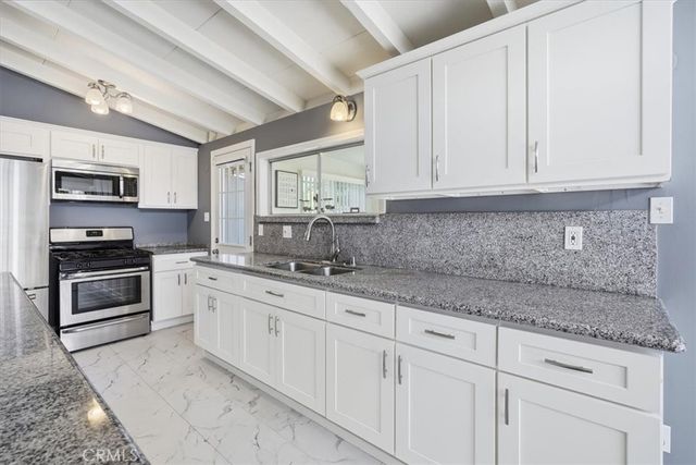 533 S Devon Road, Orange, CA 92868