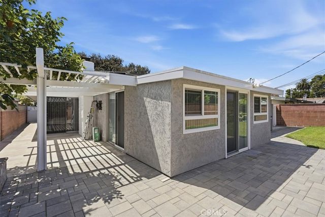 533 S Devon Road, Orange, CA 92868