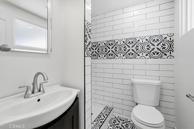 533 S Devon Road, Orange, CA 92868