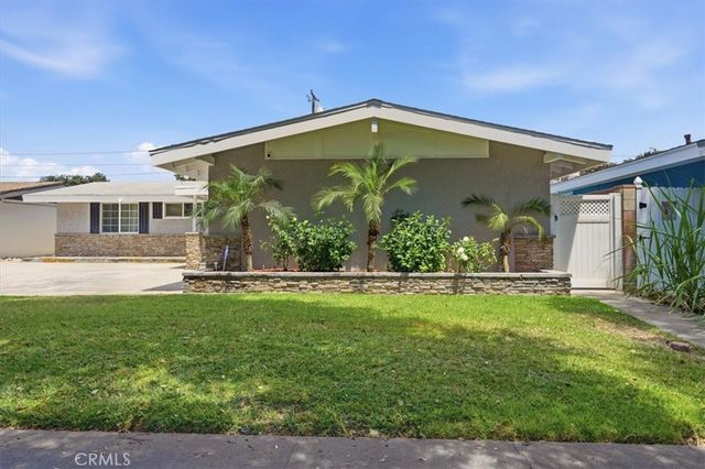 533 S Devon Road, Orange, CA 92868