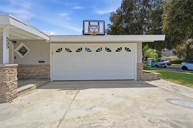 533 S Devon Road, Orange, CA 92868