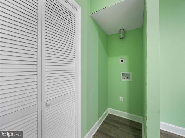 1712 SHENANDOAH RIVER DR, Harpers Ferry, WV 25425