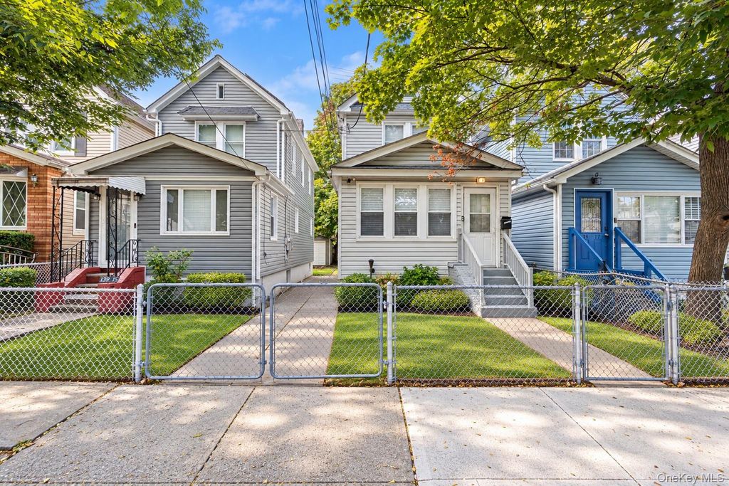 13915 Glassboro Avenue, Jamaica, NY 11435