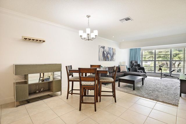 1141 Calamondin Terrace 202, Delray Beach, FL 33445