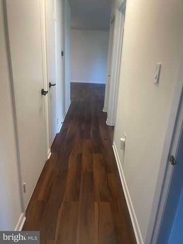 1019 RAVENS CREST DR, Plainsboro, NJ 08536