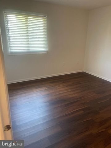 1019 RAVENS CREST DR, Plainsboro, NJ 08536