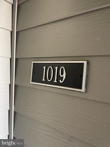 1019 RAVENS CREST DR, Plainsboro, NJ 08536
