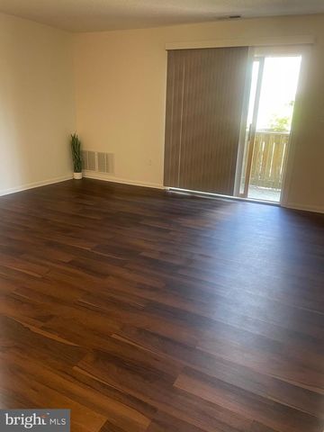 1019 RAVENS CREST DR, Plainsboro, NJ 08536