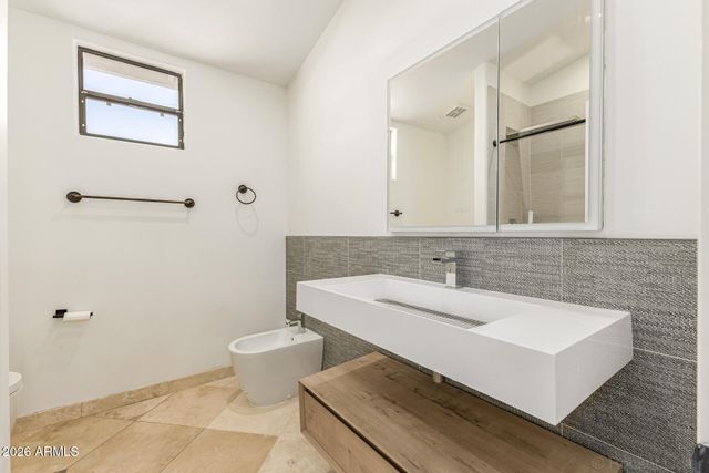 1441 W BAHIA Court, Gilbert, AZ 85233