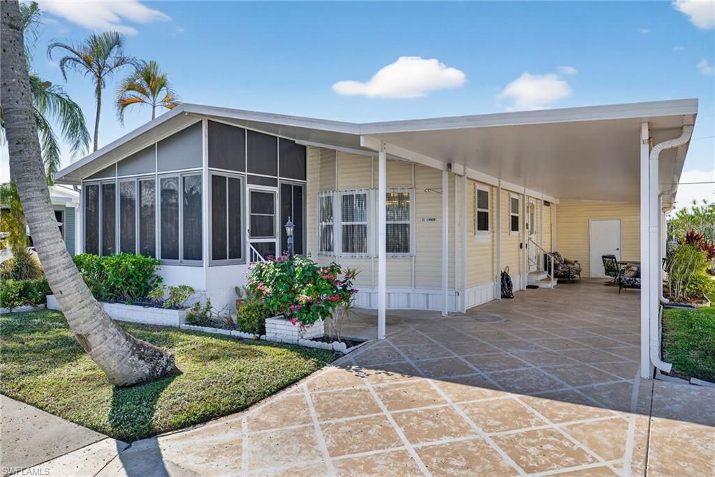 212 Oceans BLVD 212, NAPLES, FL 34104 — photo 2