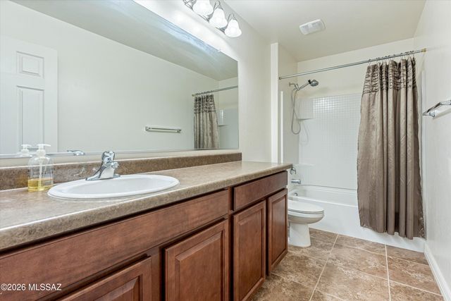 6383 W Sugar Pine Trail, Tucson, AZ 85743