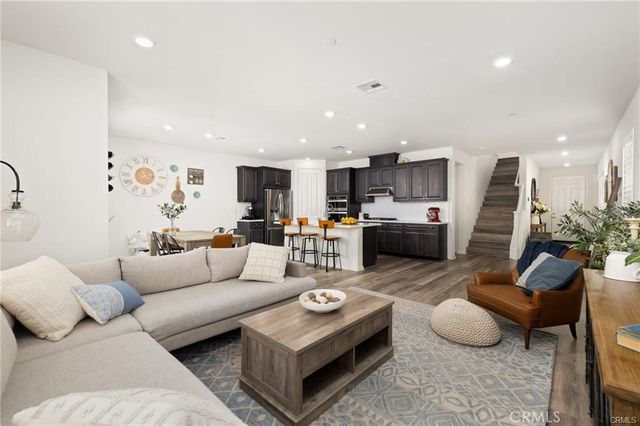 820 Brynlee Place, Upland, CA 91786