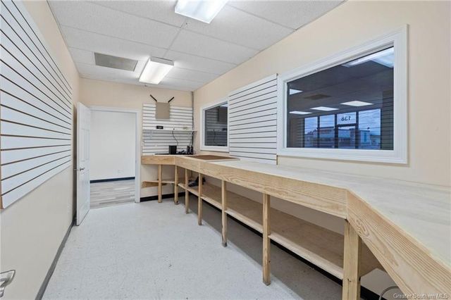 138 W Prien Lake Road, Lake Charles, LA 70601