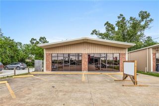 138 W Prien Lake Road, Lake Charles, LA 70601