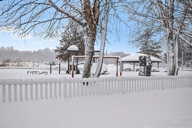 4310 St Annes Avenue, Kentwood, MI 49512