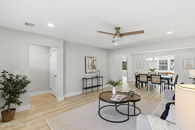 143 Westbrook Drive, Toms River, NJ 08757