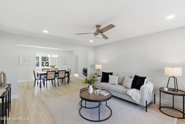 143 Westbrook Drive, Toms River, NJ 08757