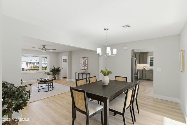 143 Westbrook Drive, Toms River, NJ 08757