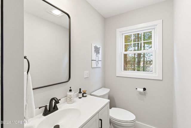 143 Westbrook Drive, Toms River, NJ 08757