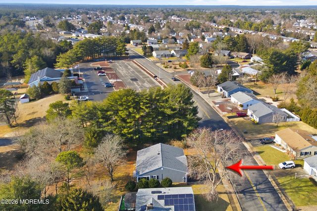 143 Westbrook Drive, Toms River, NJ 08757