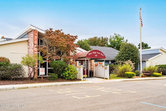 143 Westbrook Drive, Toms River, NJ 08757