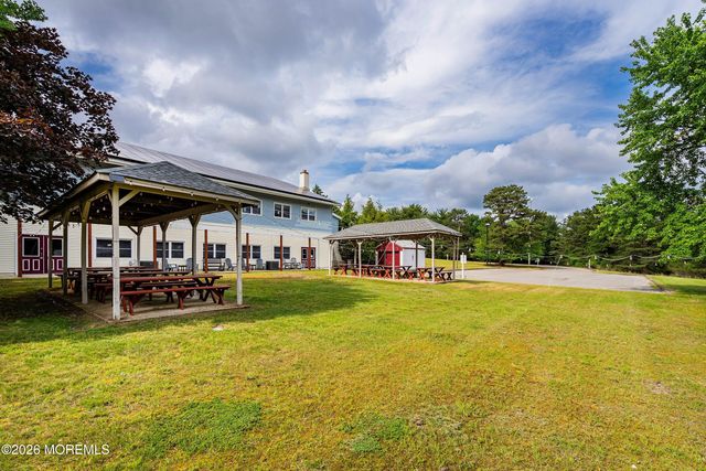 143 Westbrook Drive, Toms River, NJ 08757