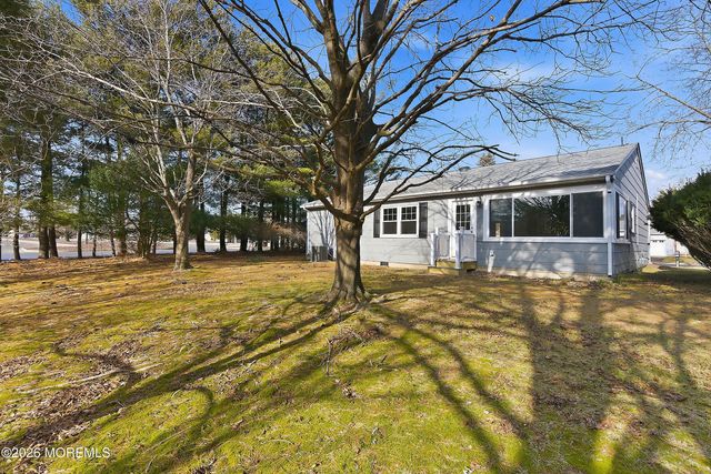 143 Westbrook Drive, Toms River, NJ 08757