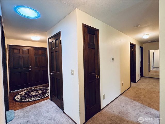 2320 Lakemoor Drive SW, Olympia, WA 98512