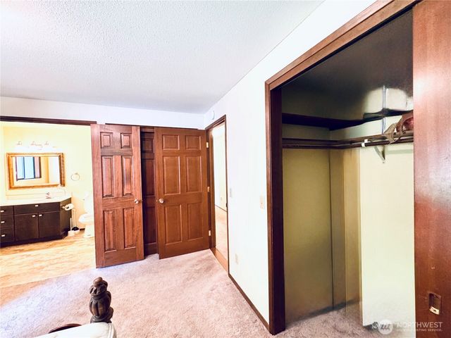 2320 Lakemoor Drive SW, Olympia, WA 98512