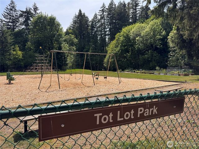 2320 Lakemoor Drive SW, Olympia, WA 98512