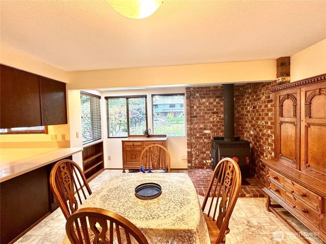 2320 Lakemoor Drive SW, Olympia, WA 98512