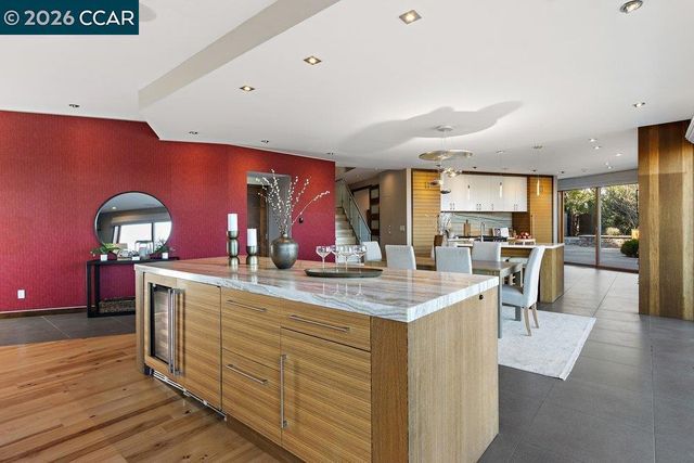 2083 2083 Magnolia Way, Walnut Creek, CA 94595