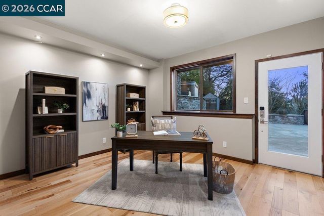 2083 2083 Magnolia Way, Walnut Creek, CA 94595