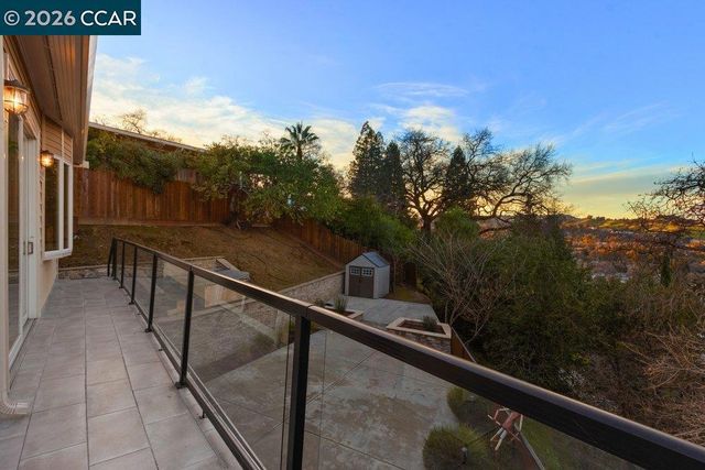 2083 2083 Magnolia Way, Walnut Creek, CA 94595