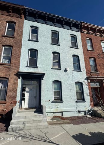 276 3rd Street, Troy, NY 12180