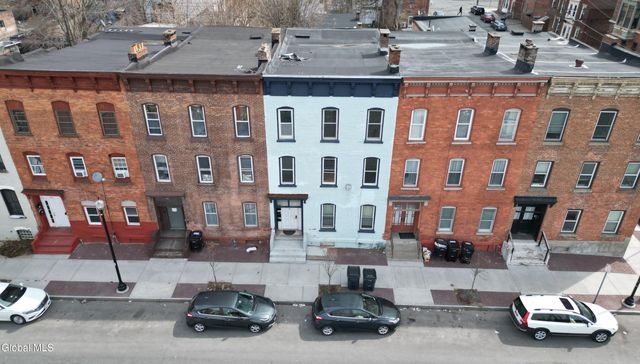 276 3rd Street, Troy, NY 12180